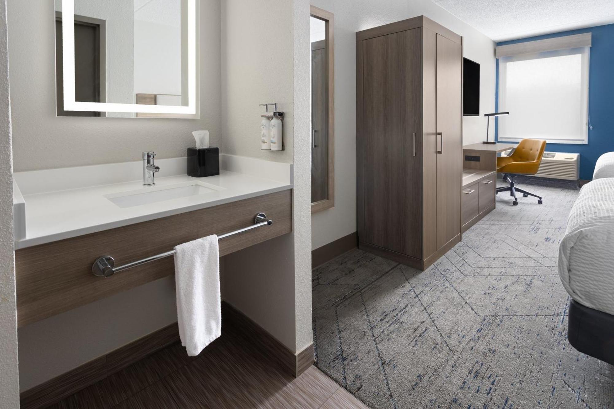 Holiday Inn Express Harrisburg I-81 - Hershey By Ihg Manadahill Exterior foto